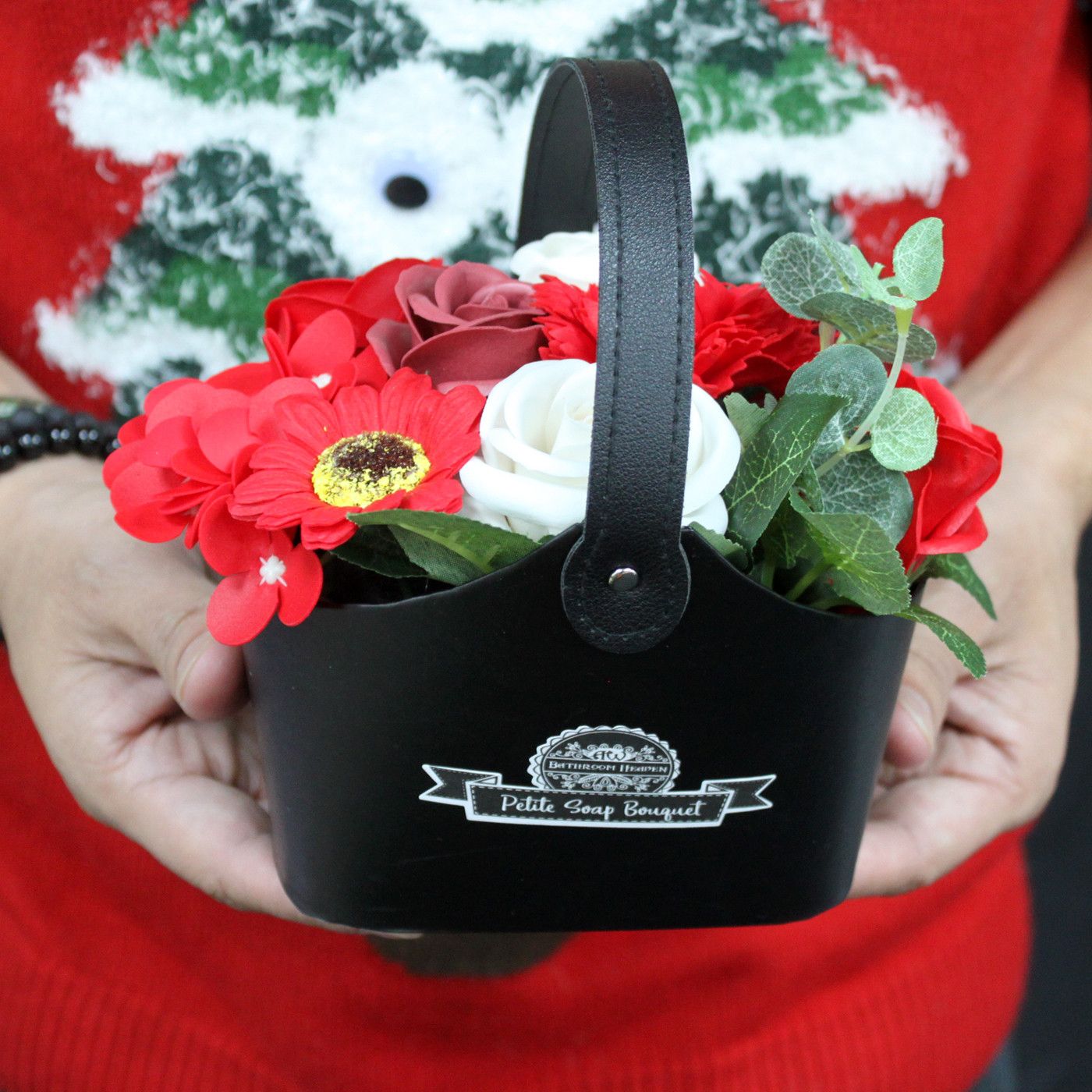 Bouquet Petite Basket - Pastel Green Soap Bar | Vegan, Handmade in UK product image