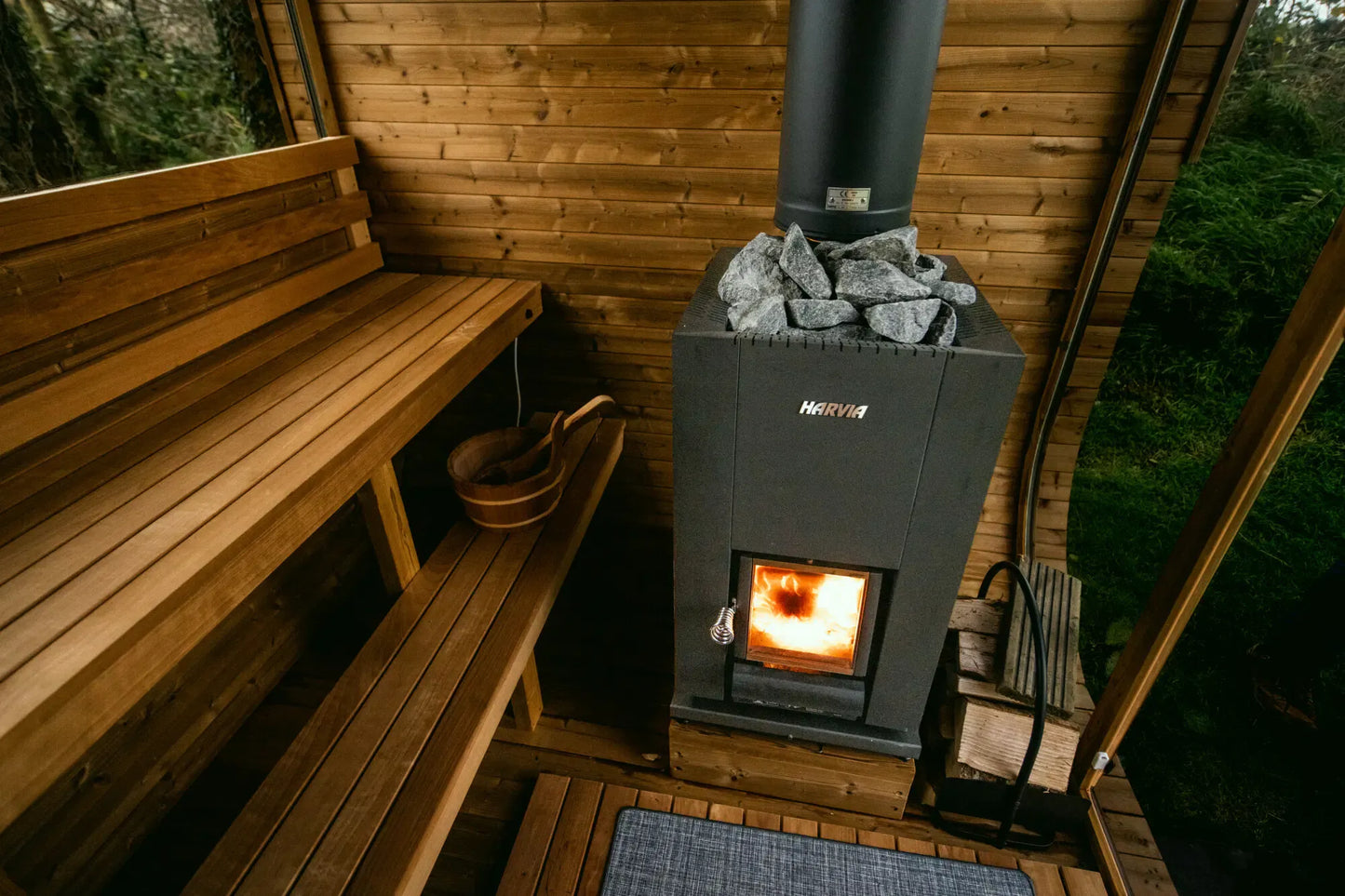 Hekla Cube Sauna 250 outdoor cube sauna product image.
