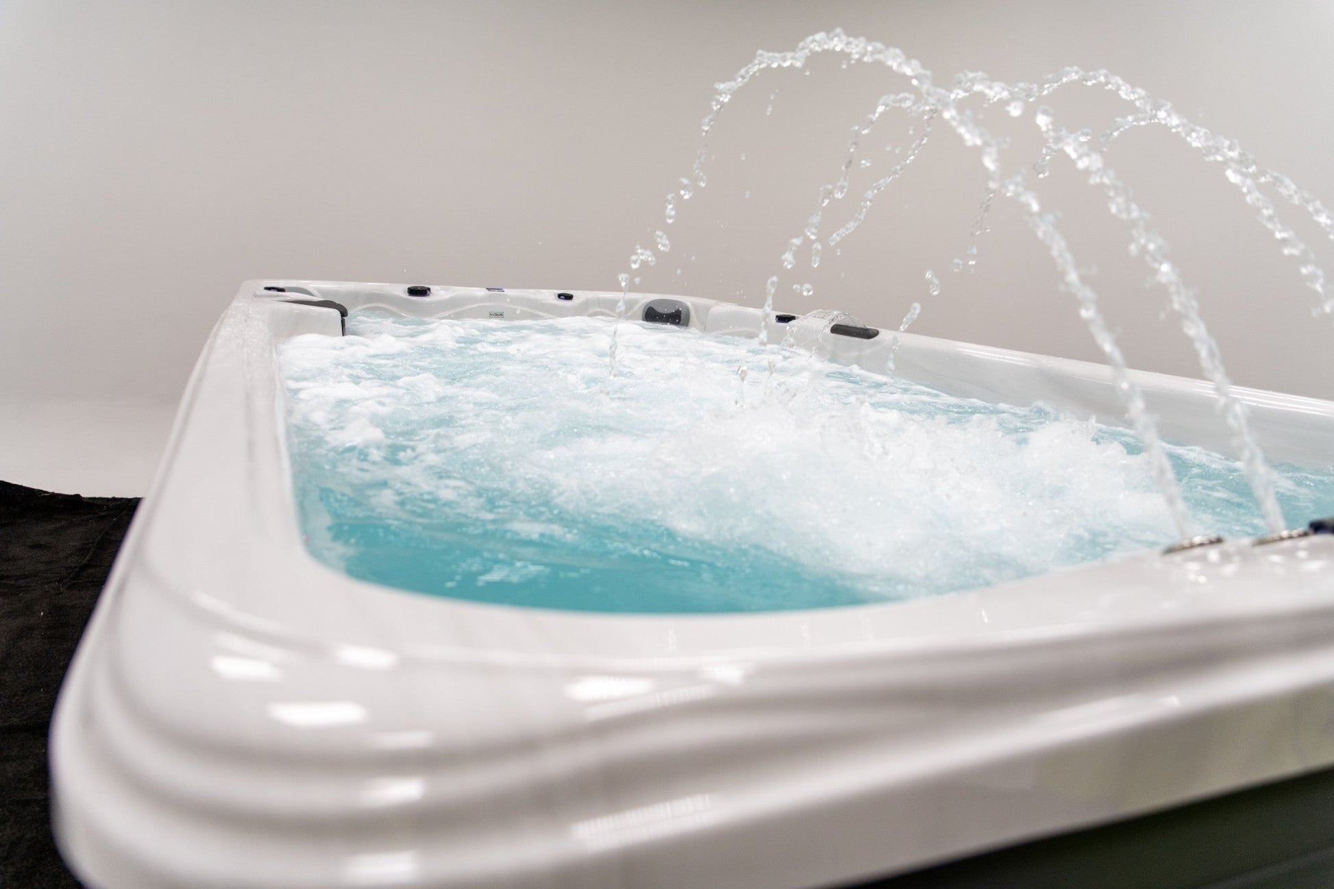 WithinWellness Apex Swim | 4-Person Compact Swim Spa