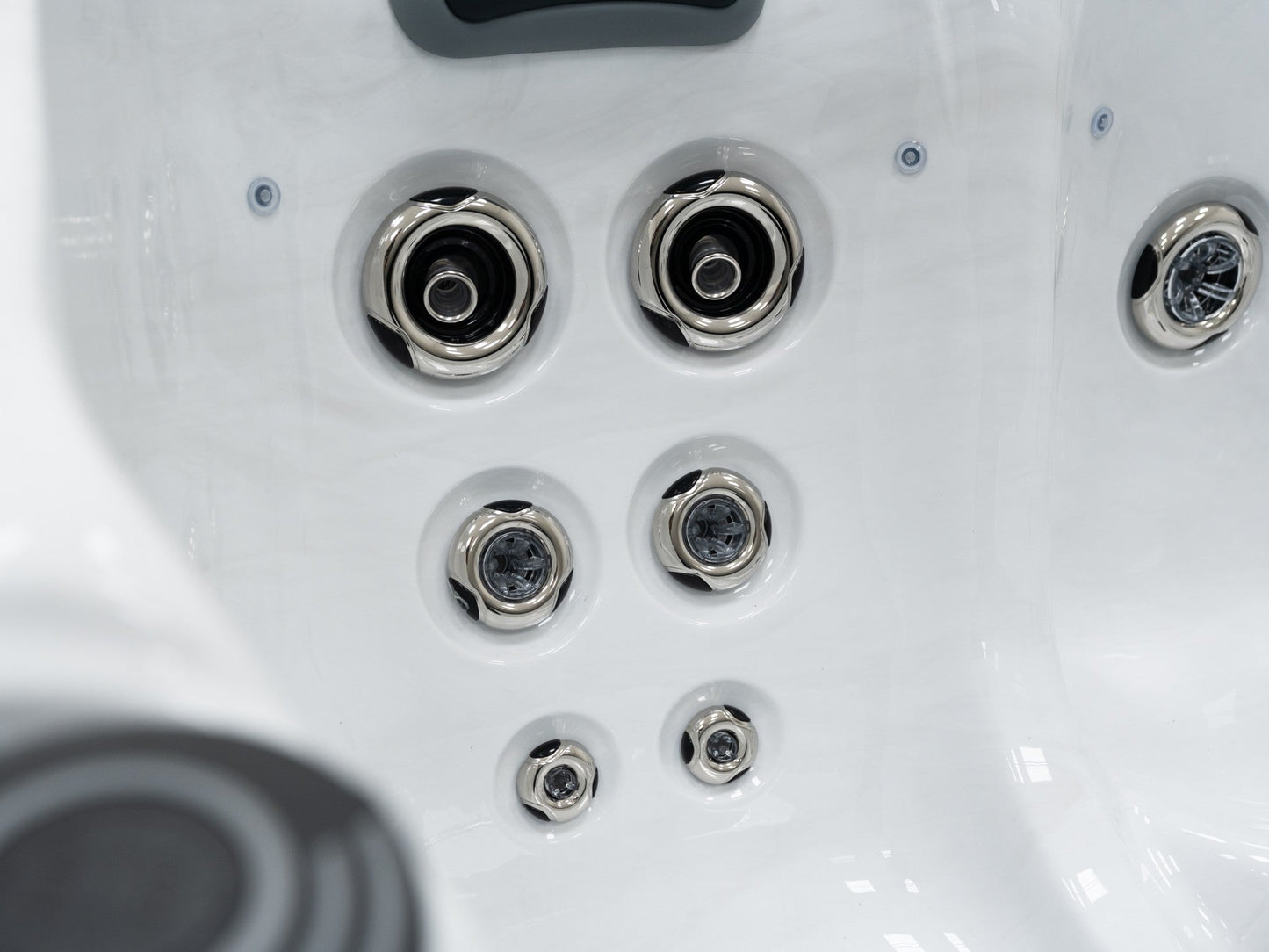 WithinWellness Elysium Dual 7 | 5-Person Dual Lounger Plug & Play