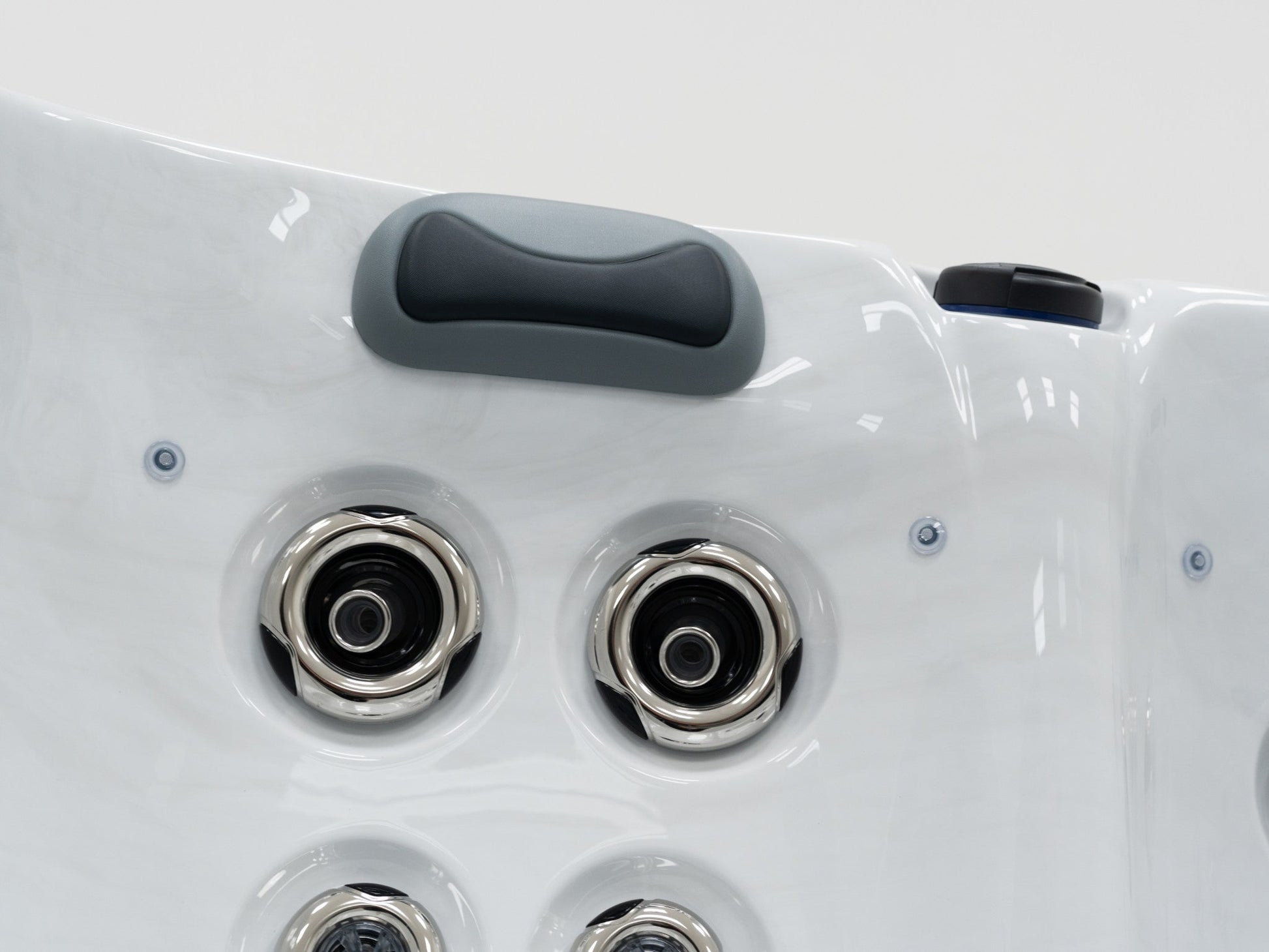 WithinWellness Elysium Dual 7 | 5-Person Dual Lounger Plug & Play