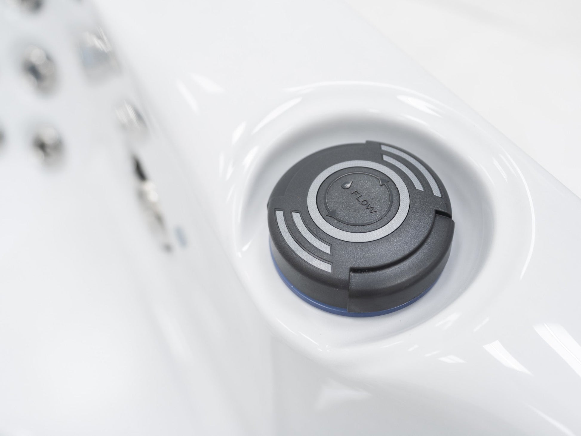 WithinWellness Equinox | 7-Seat High Power 32A Hot Tub