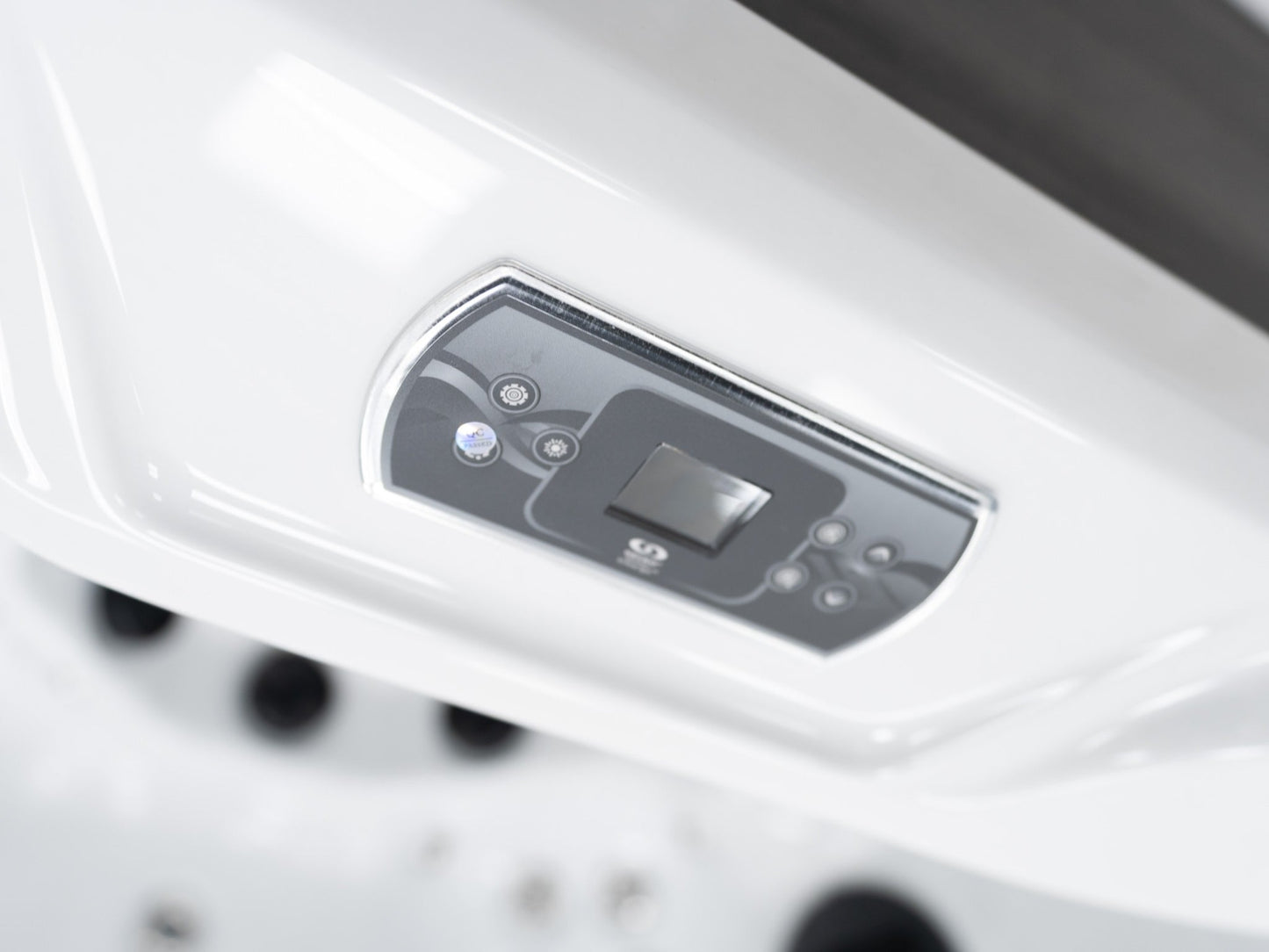 WithinWellness Equinox | 7-Seat High Power 32A Hot Tub