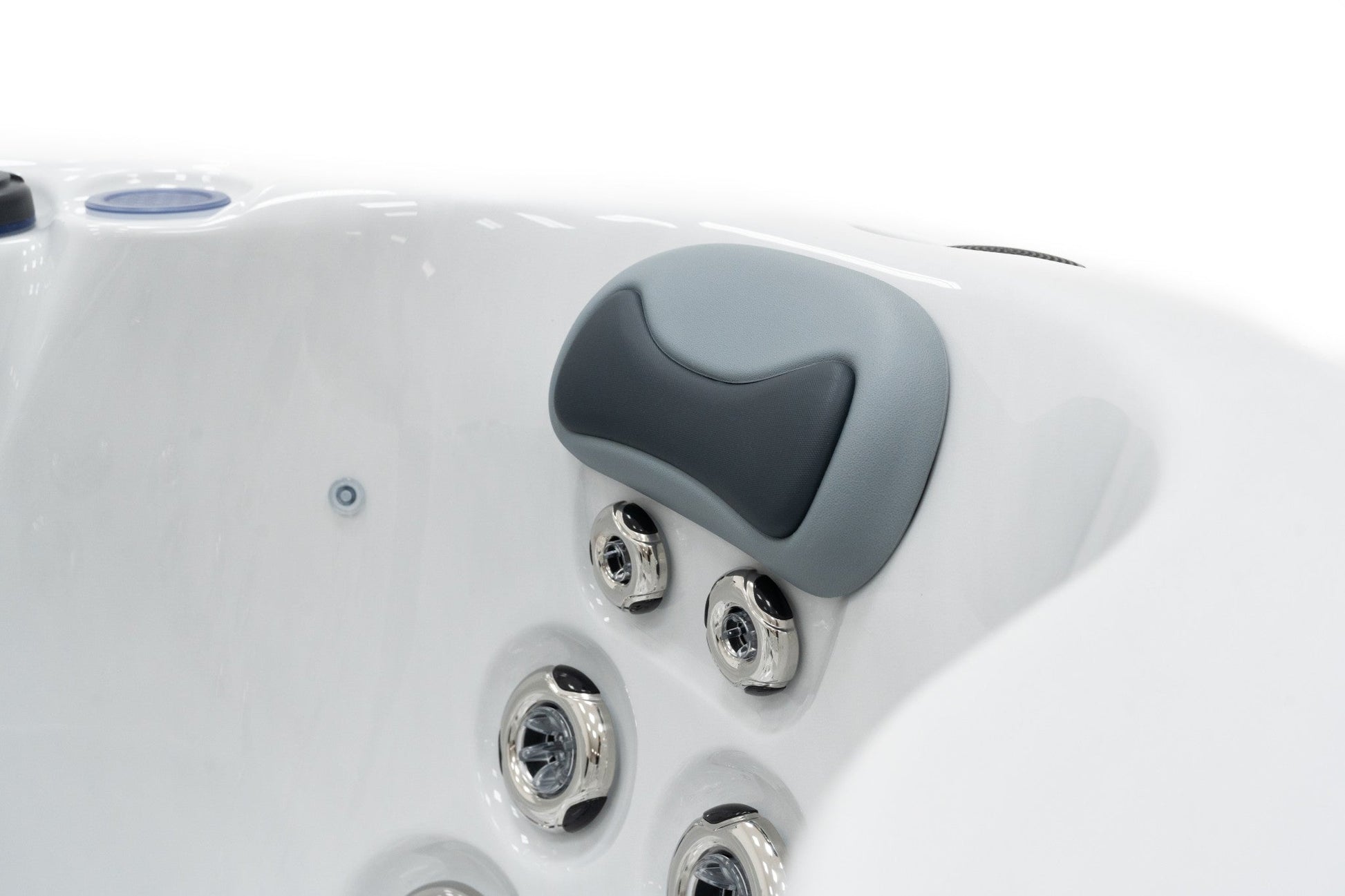 WithinWellness Aurora Pro | 5-Person Ultra-Performance 32A Spa