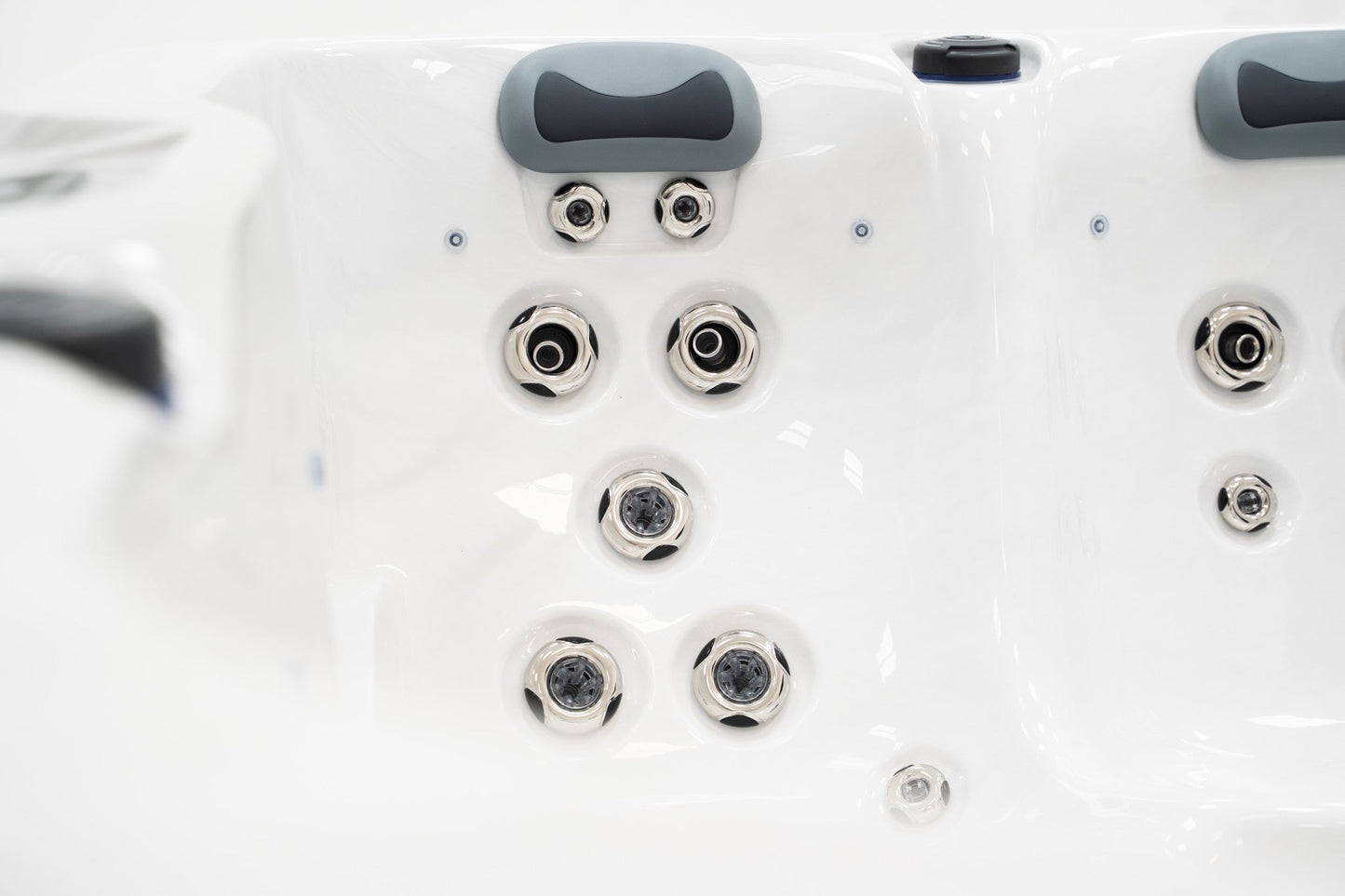 WithinWellness Serenity 3 | 3-Person Plug & Play Spa with Lounger