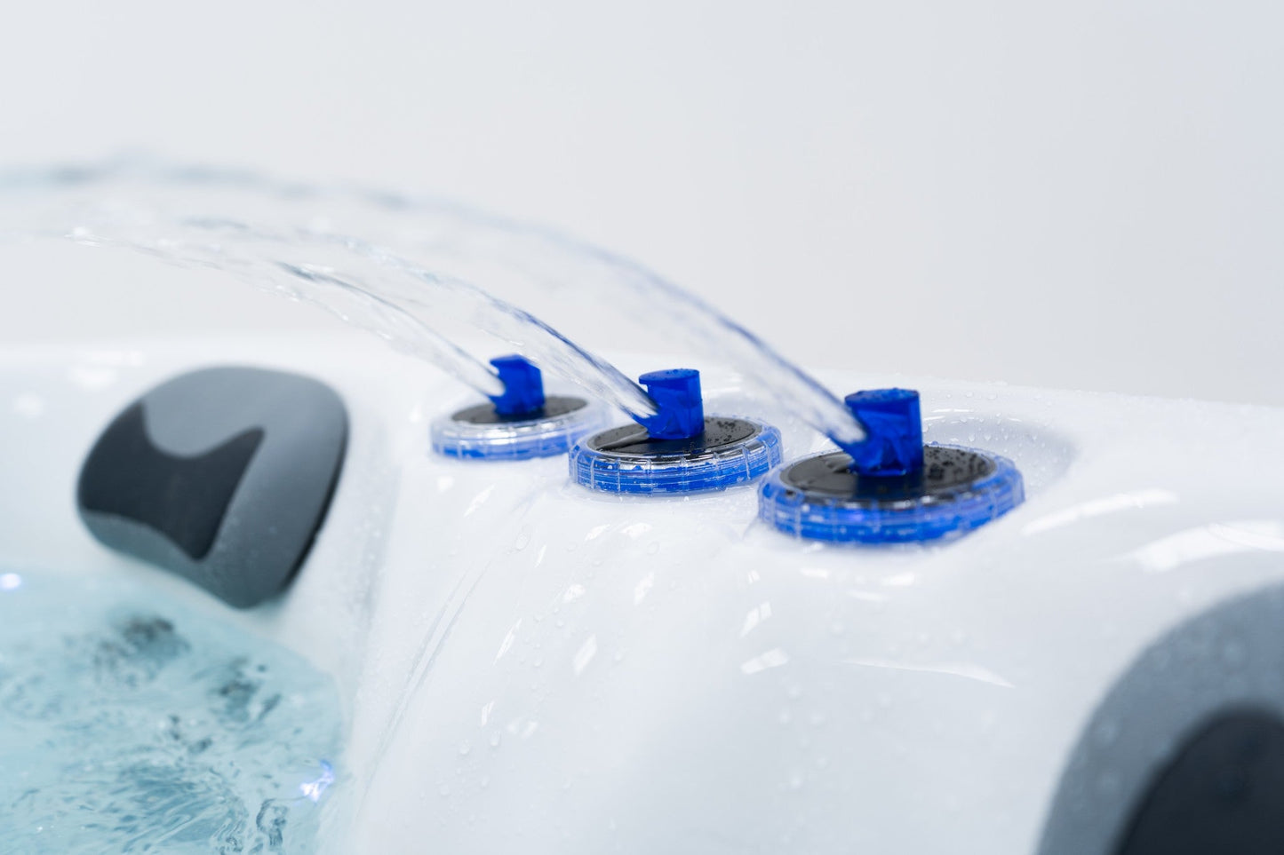 WithinWellness Serenity 3 | 3-Person Plug & Play Spa with Lounger