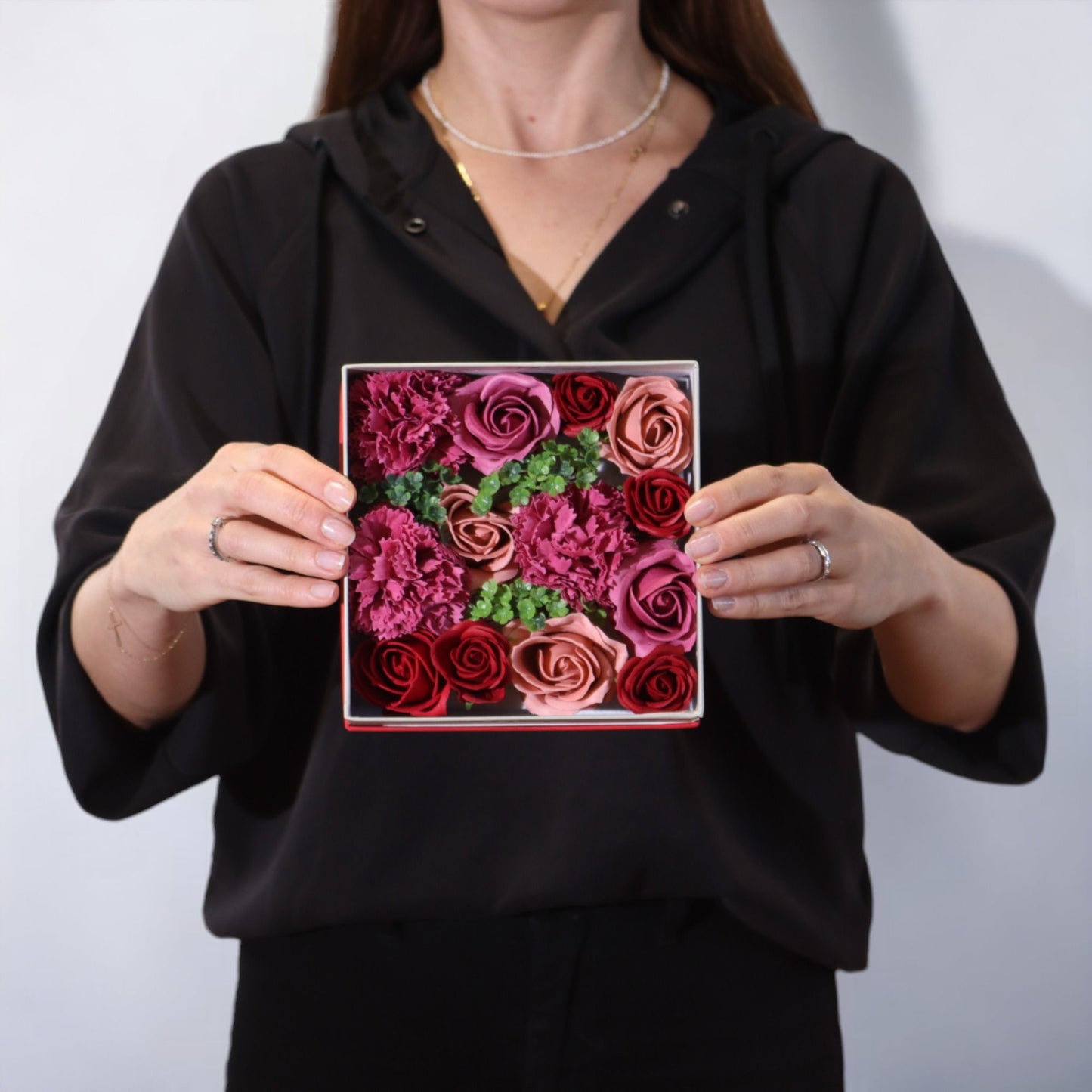 Square Box - Vintage Roses Soap Bar | Vegan, Handmade in UK product image