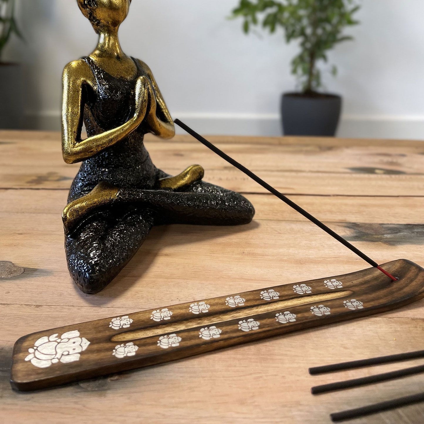Mango Wood Incense Holder – Ash Catcher | Mango Wood, Ash Catcher, Heat-Safe