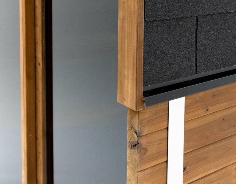 Hekla Cube Sauna 250 outdoor cube sauna product image.