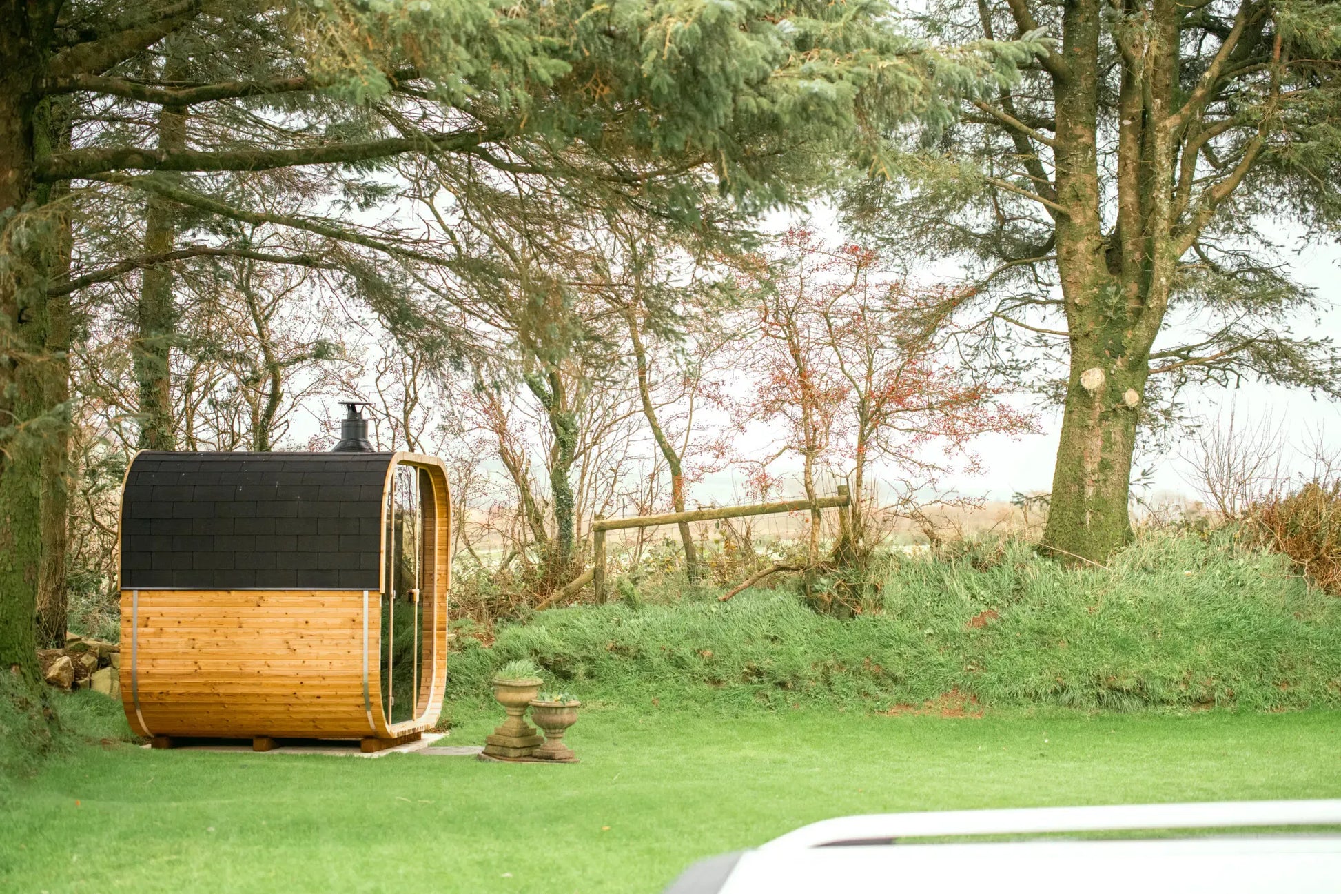 Hekla Cube Sauna 250 outdoor cube sauna product image.