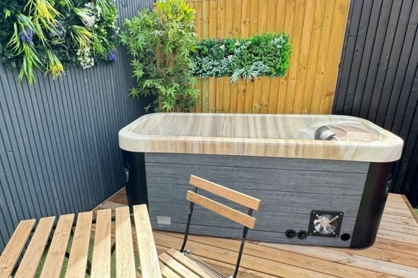 InvigorIce Storm Hot & Cold Therapy Tub