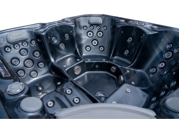 Platinum 13 | 5-Person Luxury Hot Tub