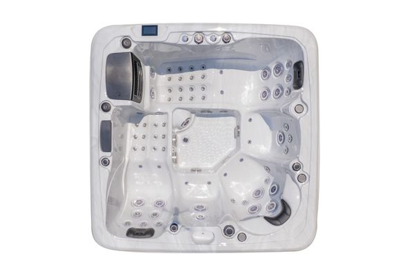 Platinum 6 | 7-Person Luxury Hot Tub
