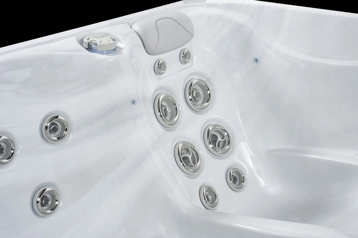 Within Wellness Social Spa 6 – 6 Person Party Hot Tub